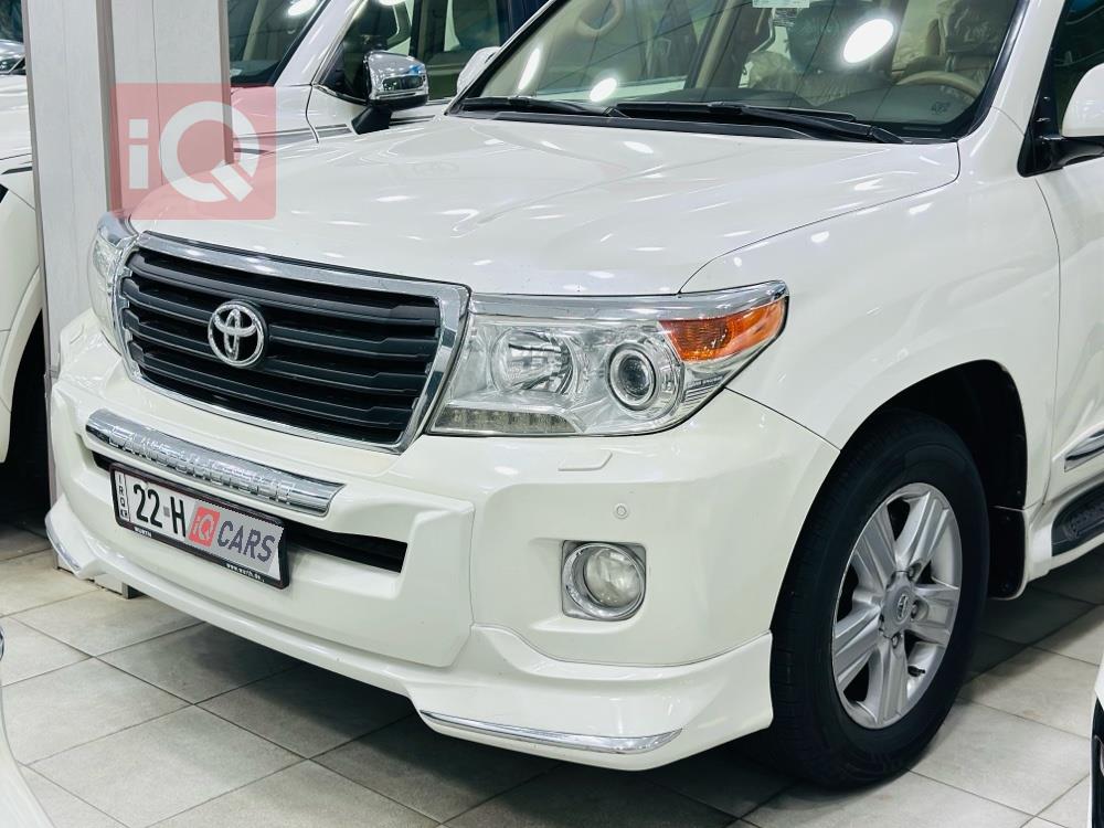 تويوتا لاندكروزر